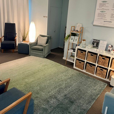 Sage Massage & Movement – Welcome Lounge